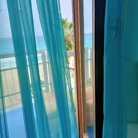Homestay Il Cristallo Sul Mare