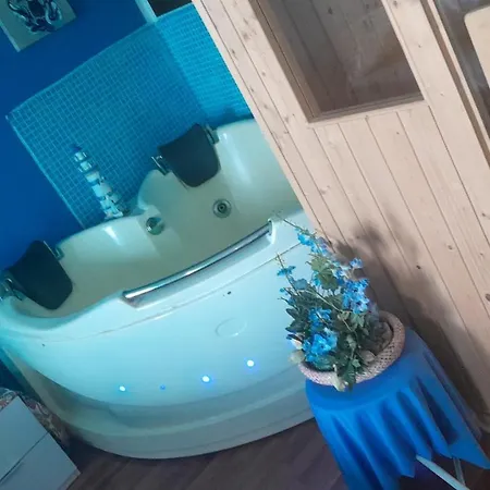 Il Cristallo Sul Mare Homestay